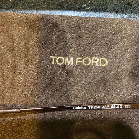 Tom Ford - Colette Butterfly Sunglasses - Picture 7 of 8